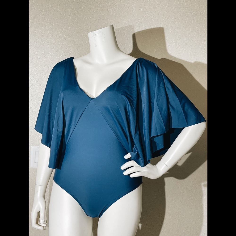 Raisins Curve Samba Solids One Piece Swimsuit